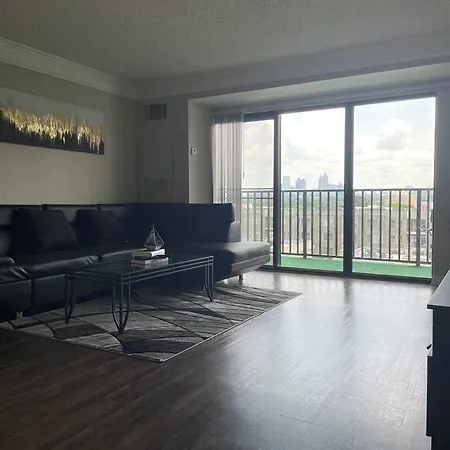Modern 2 Bedroom 2 Bathroom Unit In Atlanta